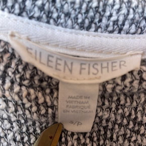 Eileen Fisher organic cotton 3/4 sleeve sweater with hi/lo hem. Size sm - Picture 2 of 4